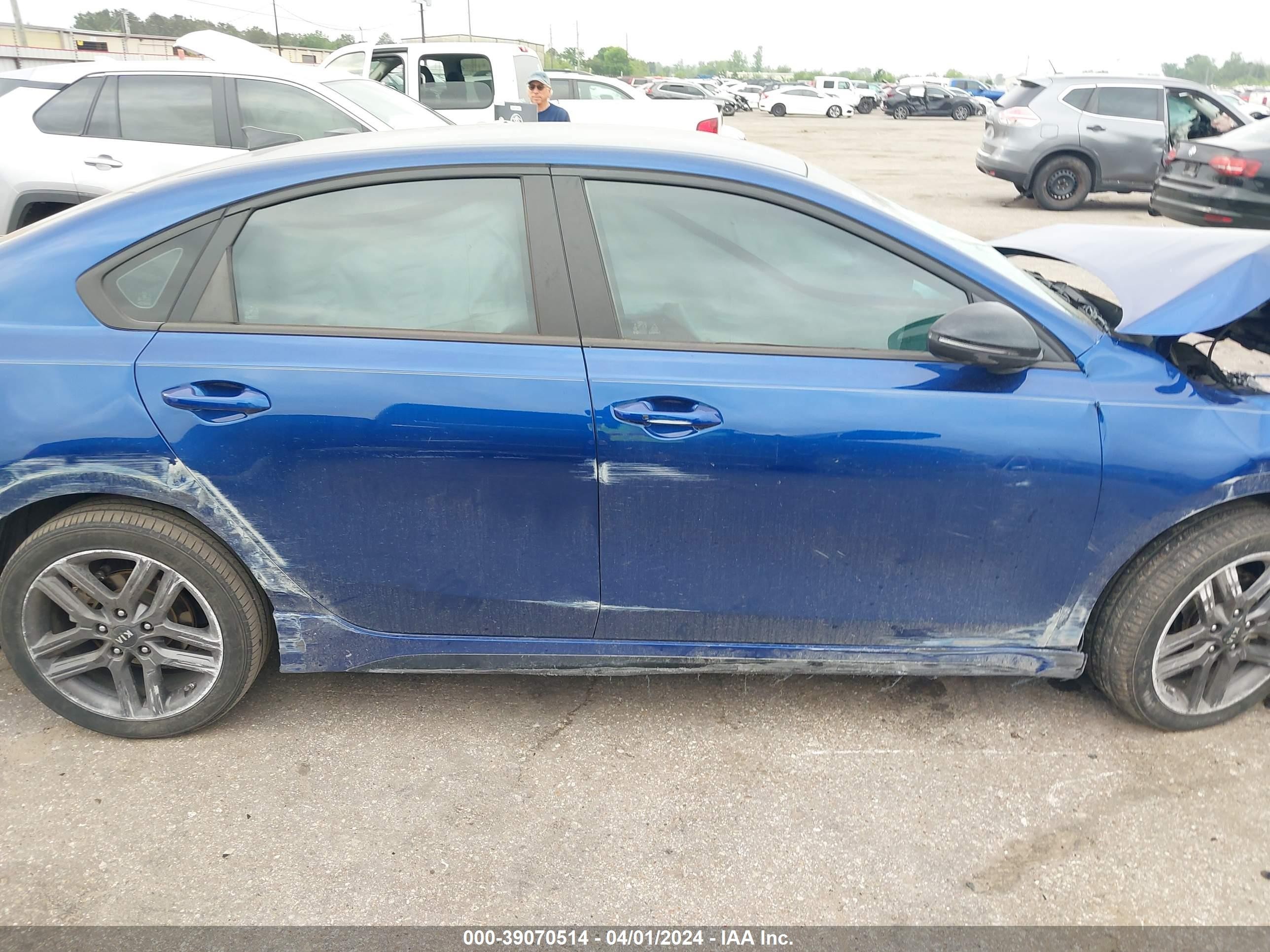 Photo 12 VIN: 3KPF34AD1ME334030 - KIA FORTE 