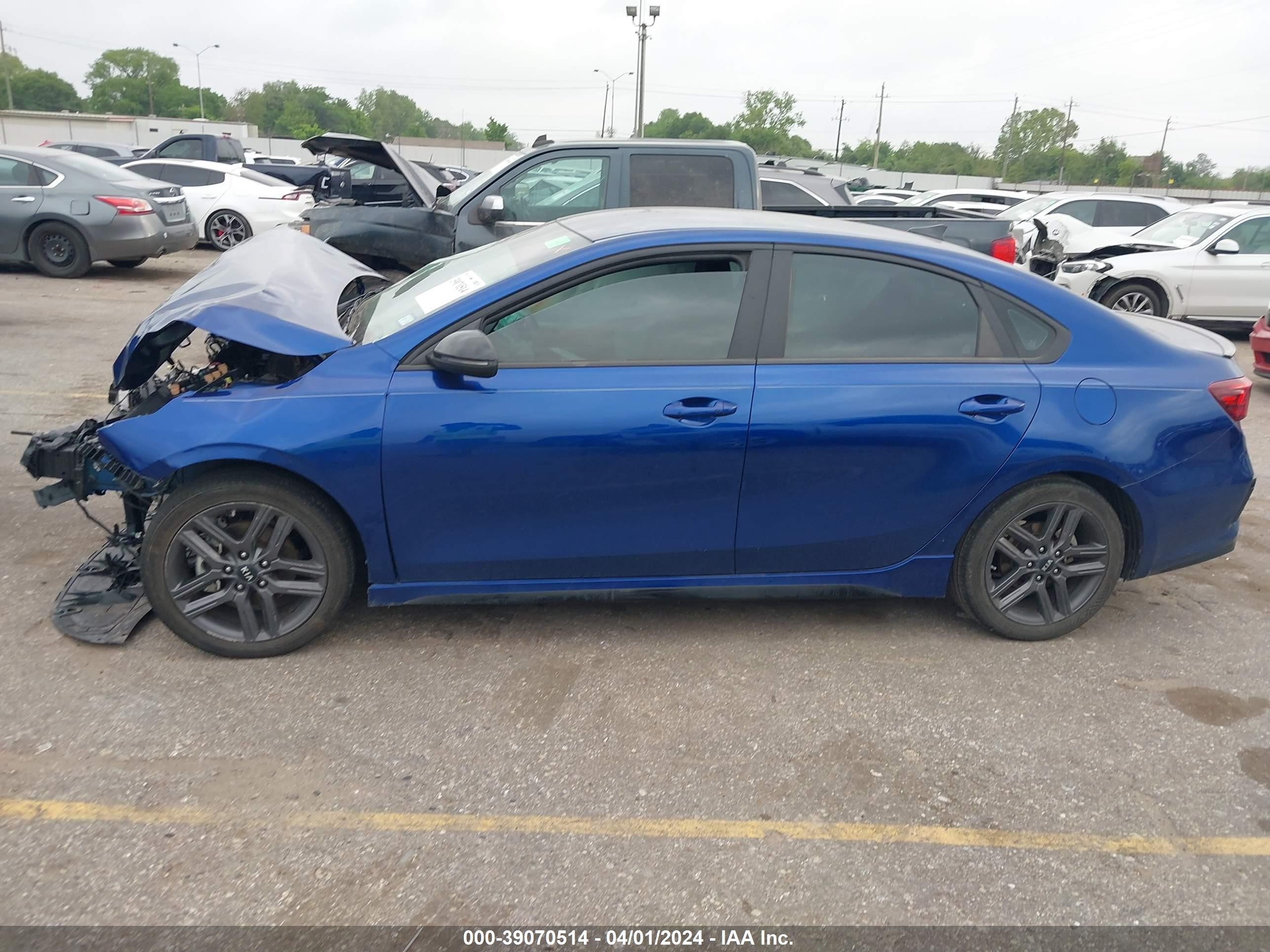 Photo 13 VIN: 3KPF34AD1ME334030 - KIA FORTE 