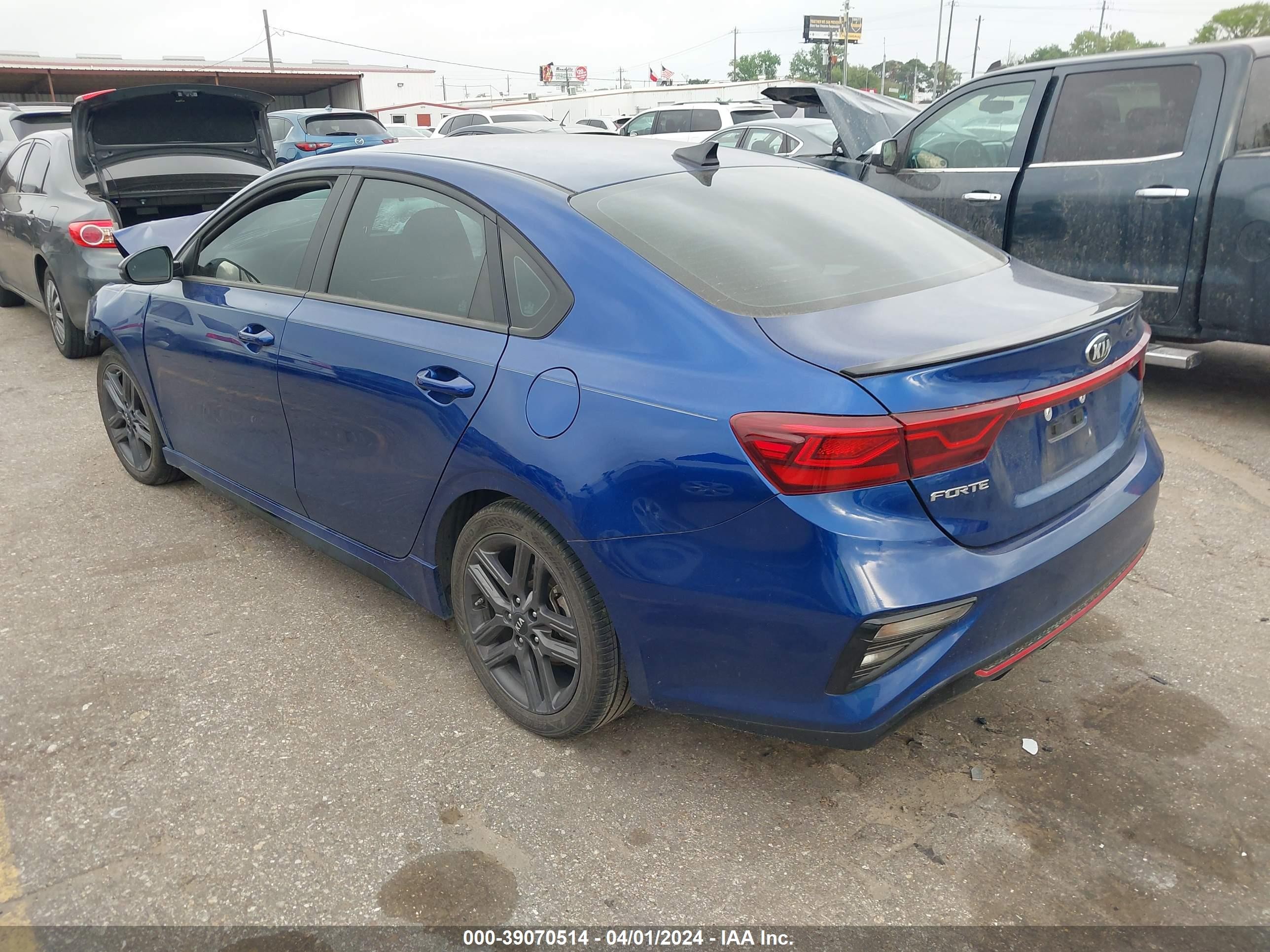 Photo 2 VIN: 3KPF34AD1ME334030 - KIA FORTE 