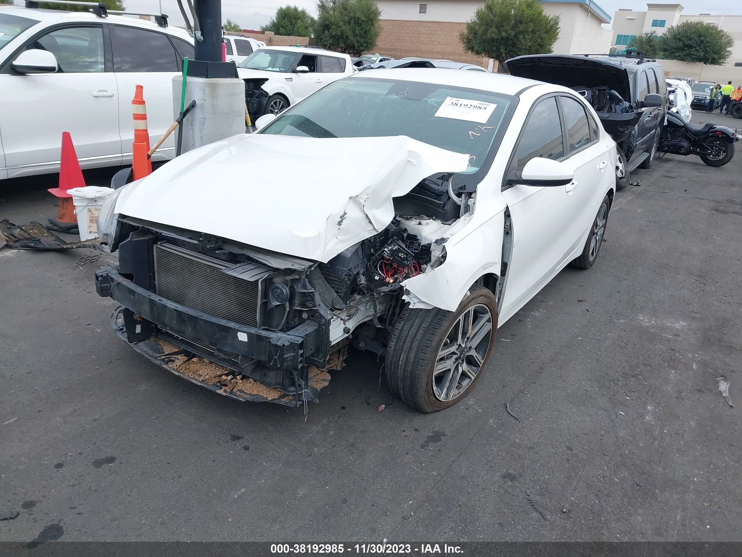 Photo 1 VIN: 3KPF34AD2KE029178 - KIA FORTE 