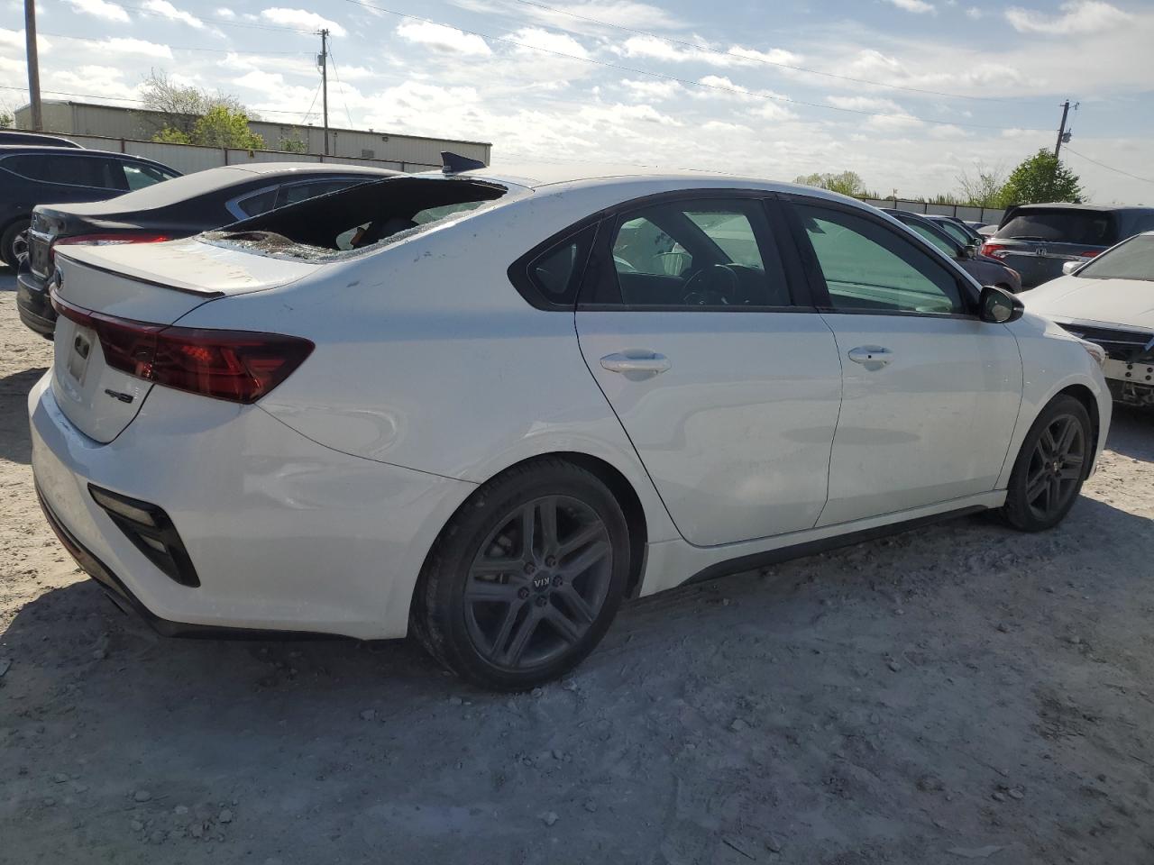 Photo 2 VIN: 3KPF34AD2LE157843 - KIA FORTE 