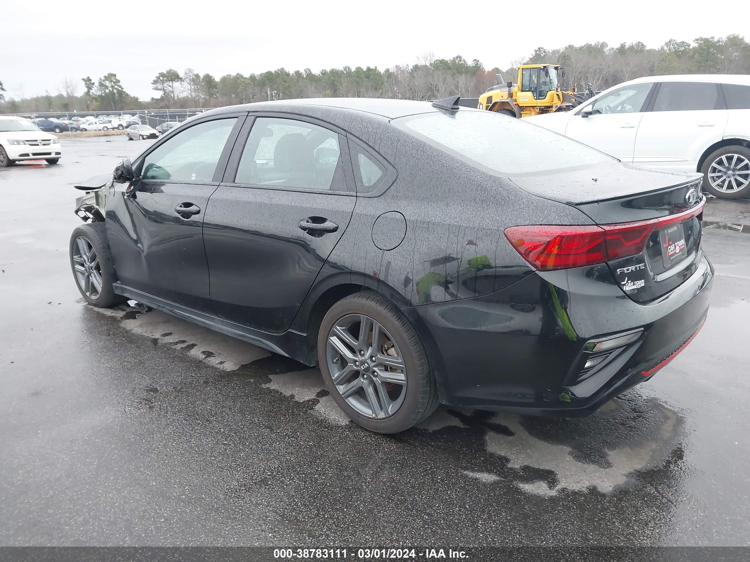 Photo 2 VIN: 3KPF34AD2ME375363 - KIA FORTE 