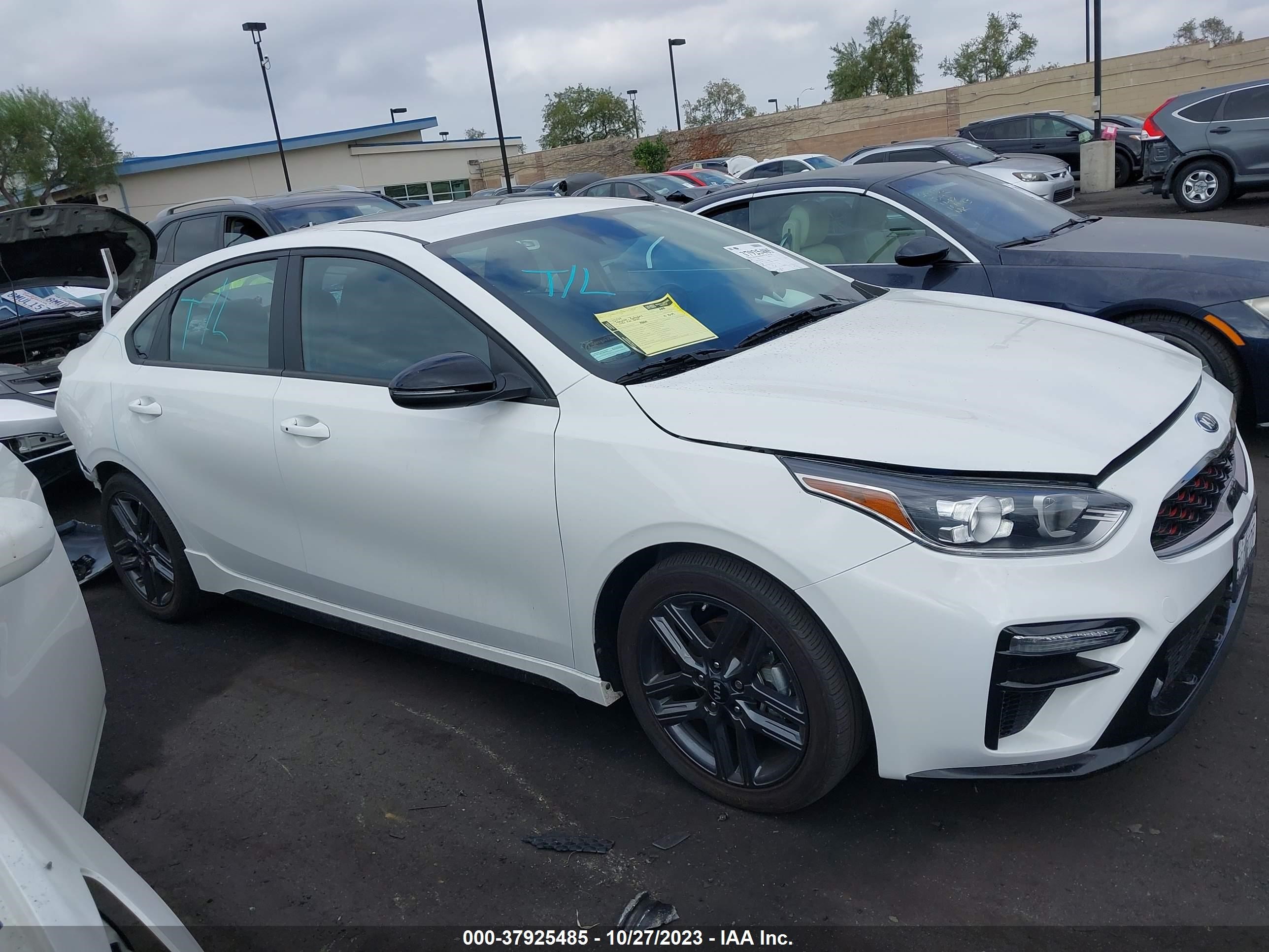 Photo 13 VIN: 3KPF34AD2ME388355 - KIA FORTE 