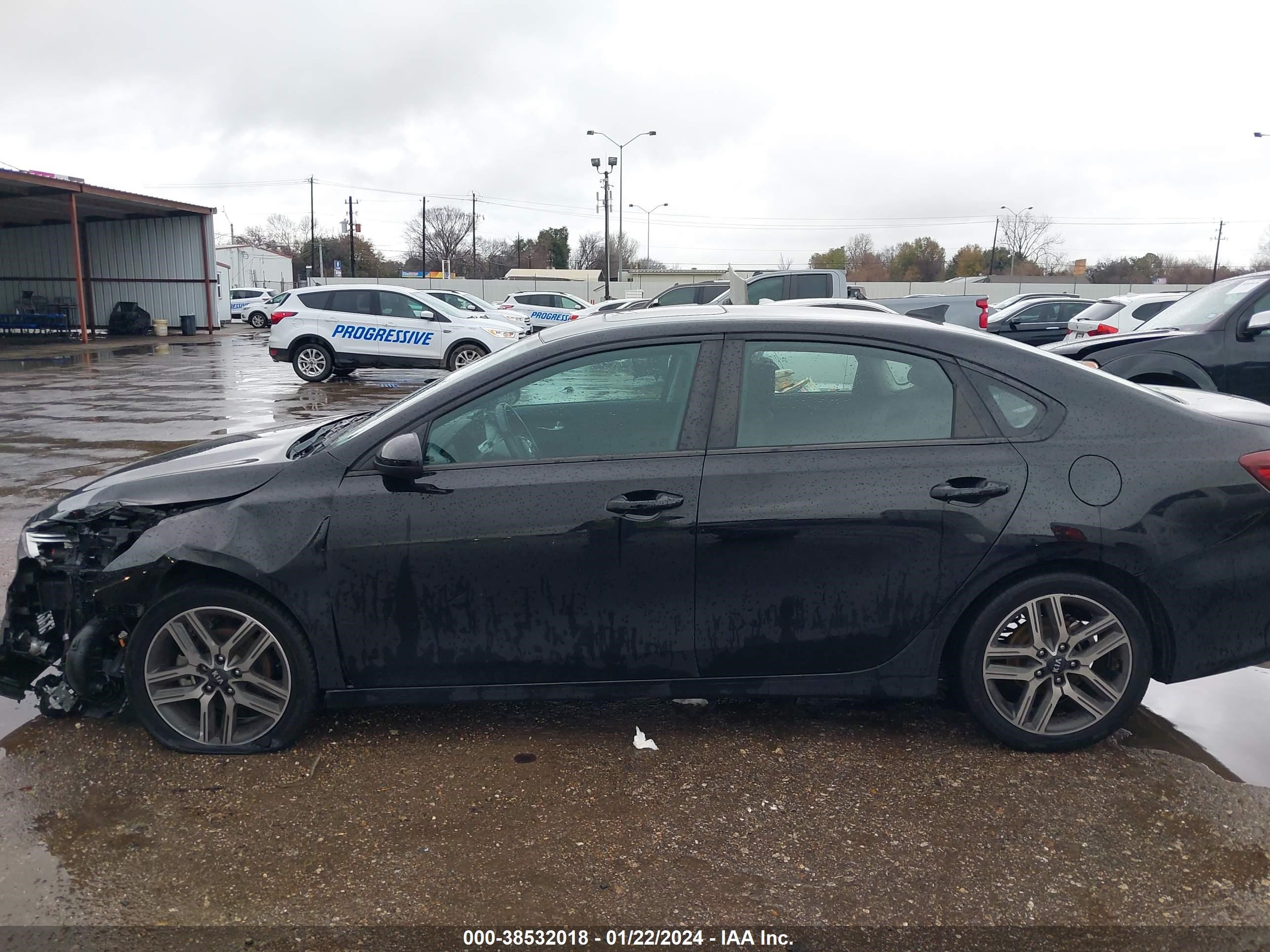 Photo 13 VIN: 3KPF34AD4KE012754 - KIA FORTE 