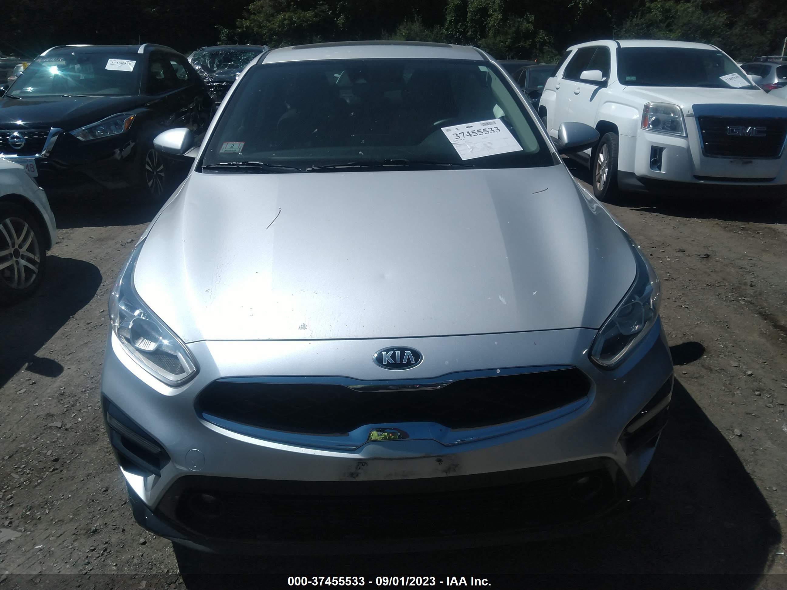 Photo 11 VIN: 3KPF34AD4KE021051 - KIA FORTE 