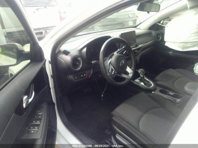 Photo 4 VIN: 3KPF34AD4KE047794 - KIA FORTE 