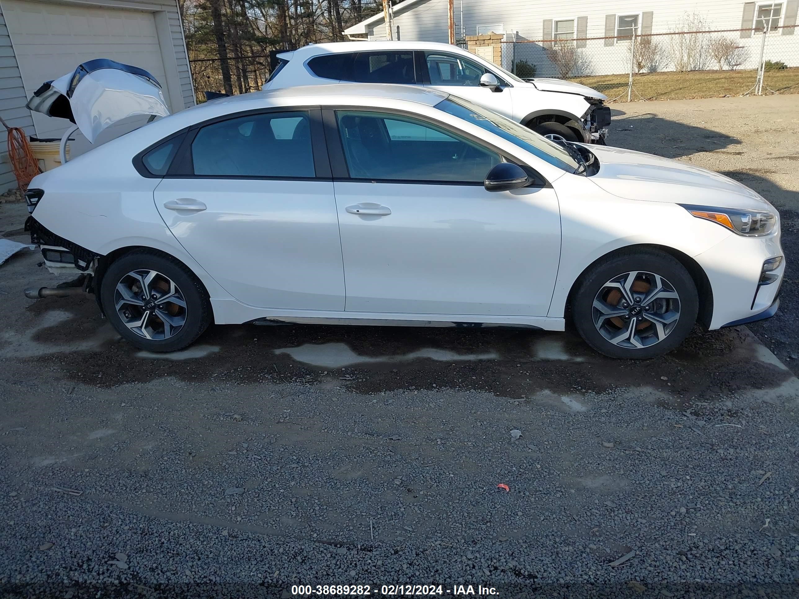 Photo 13 VIN: 3KPF34AD4ME298382 - KIA FORTE 