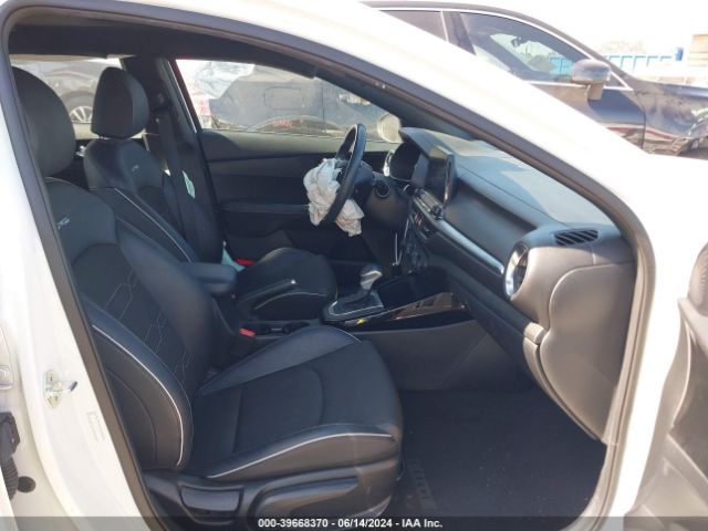 Photo 4 VIN: 3KPF34AD4ME327752 - KIA FORTE 