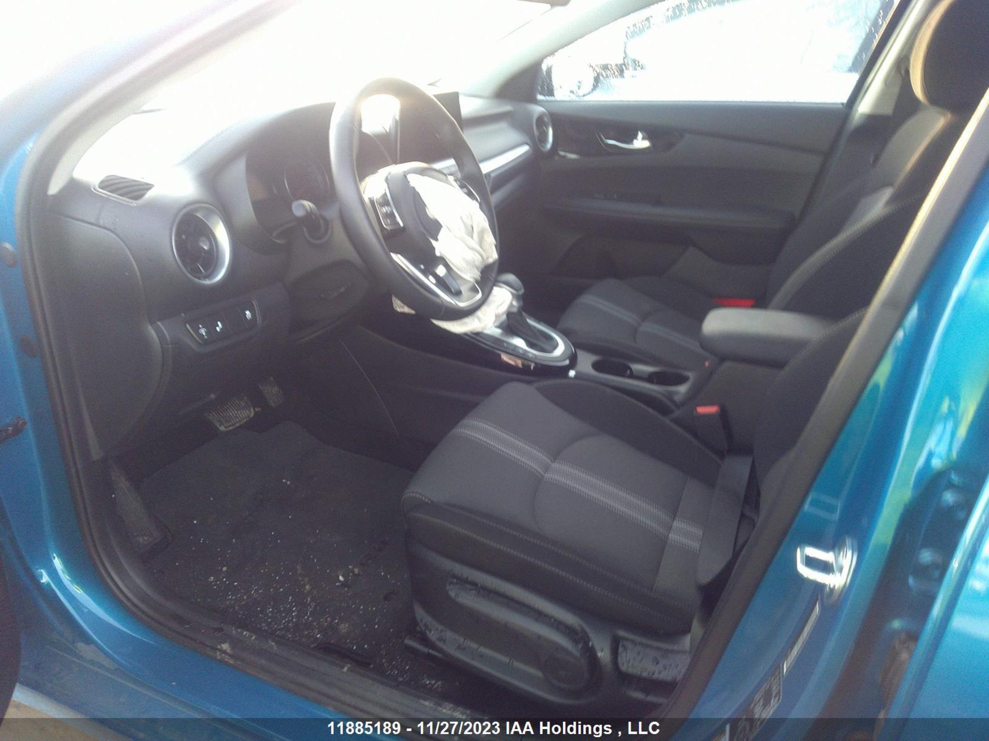 Photo 4 VIN: 3KPF34AD5PE659560 - KIA FORTE 