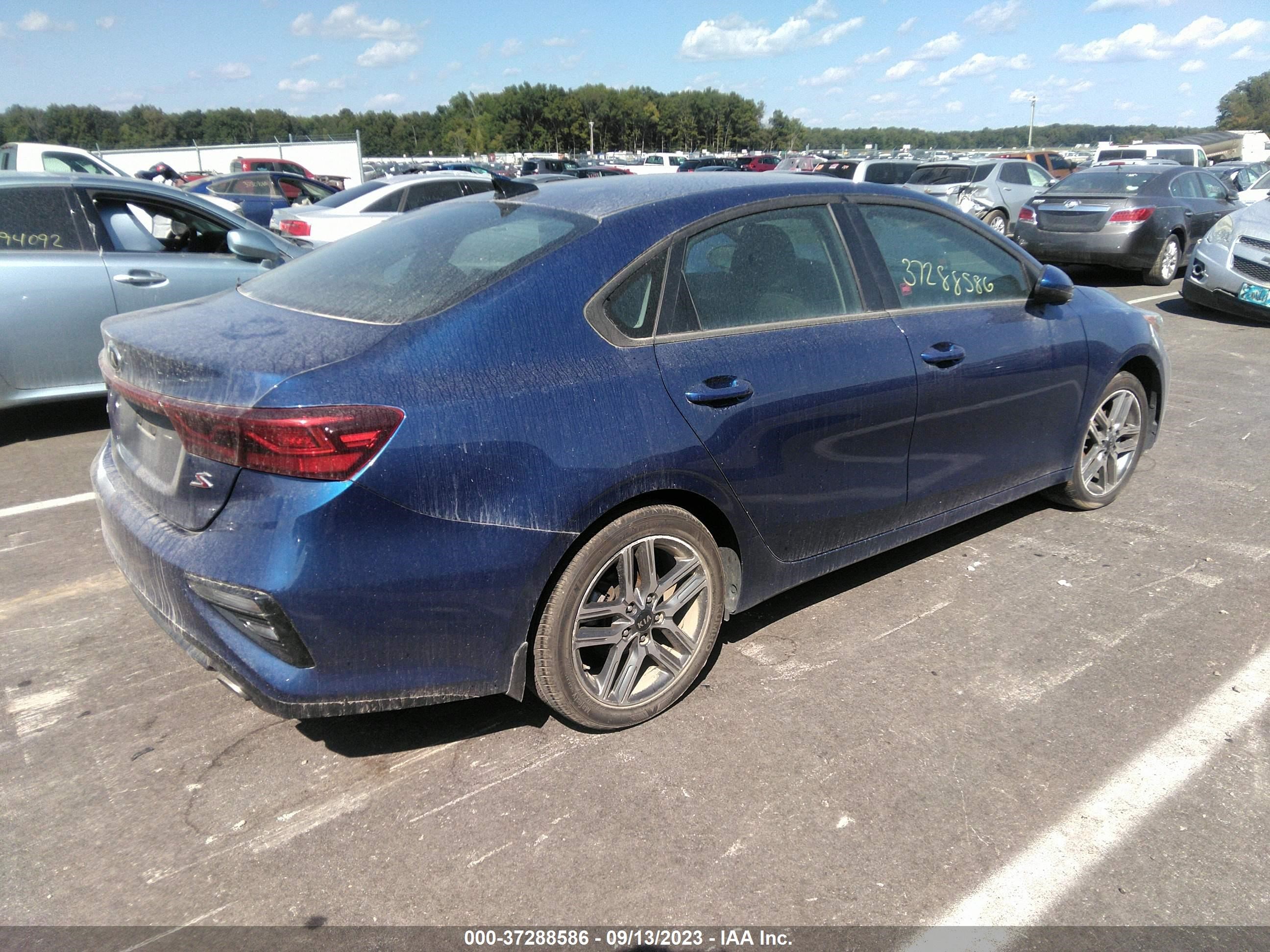 Photo 3 VIN: 3KPF34AD6KE014960 - KIA FORTE 