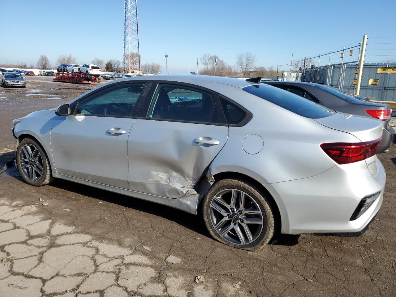 Photo 1 VIN: 3KPF34AD6KE066069 - KIA FORTE 