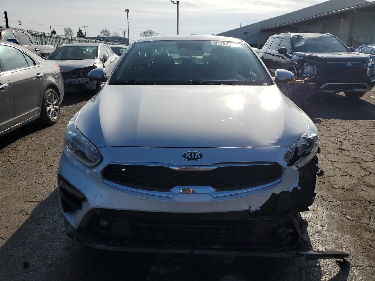 Photo 4 VIN: 3KPF34AD6KE066069 - KIA FORTE 