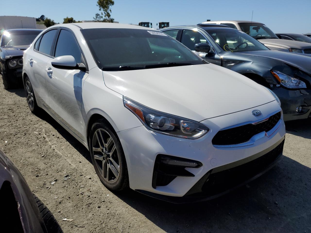 Photo 3 VIN: 3KPF34AD6KE087696 - KIA FORTE 