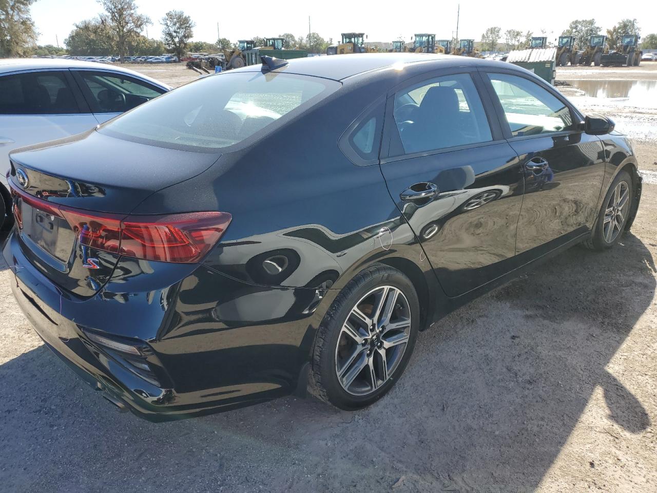 Photo 2 VIN: 3KPF34AD7KE029256 - KIA FORTE 