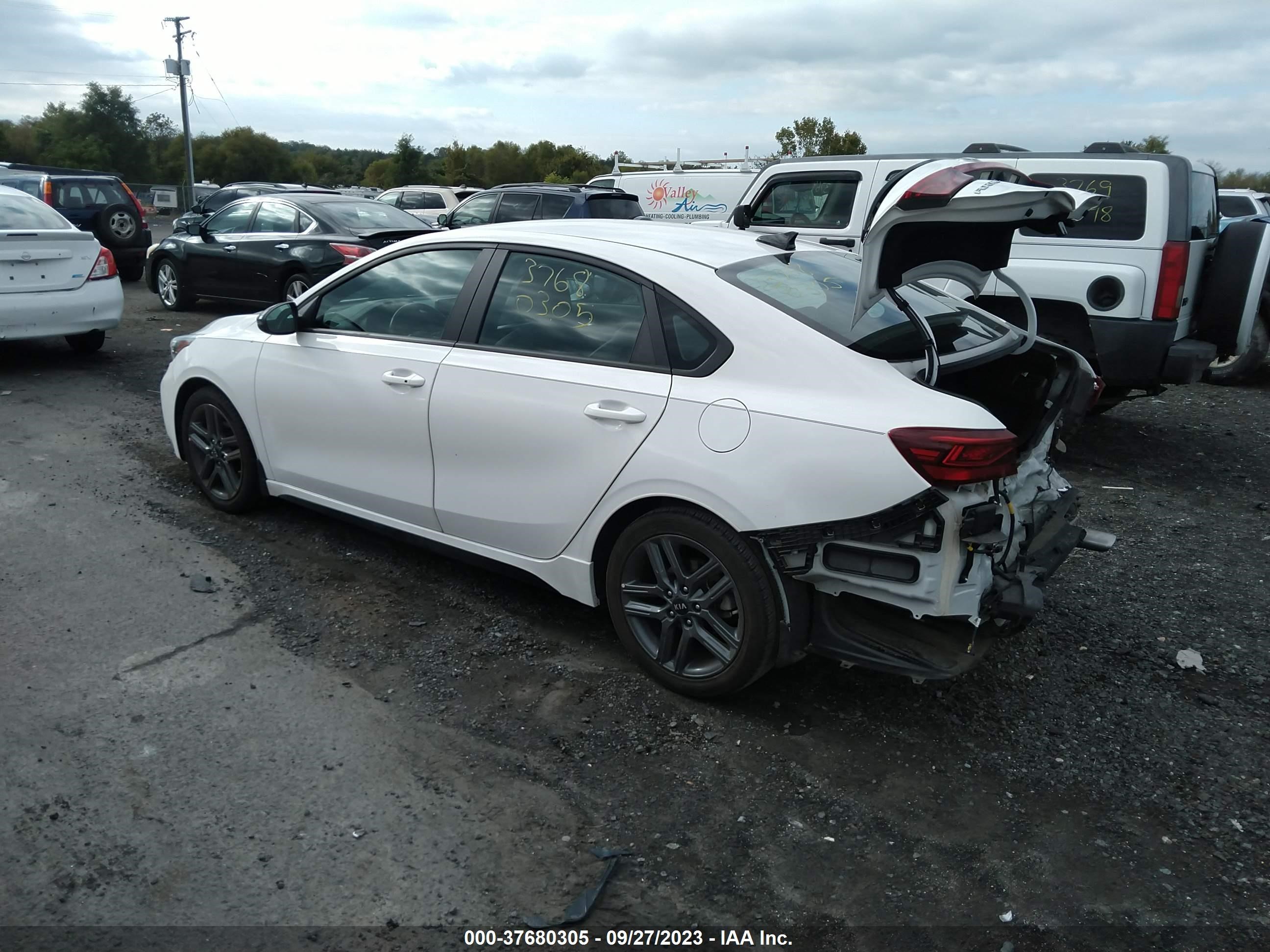 Photo 2 VIN: 3KPF34AD7ME281575 - KIA FORTE 