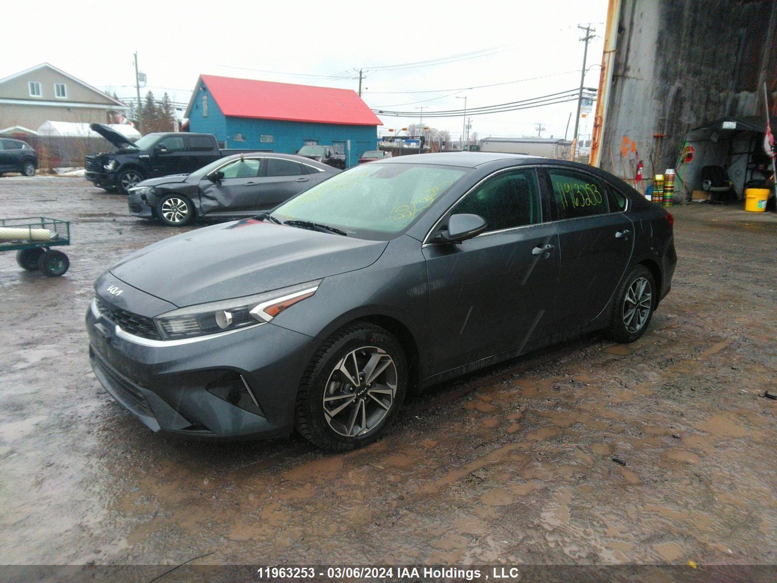 Photo 1 VIN: 3KPF34AD7NE479039 - KIA FORTE 