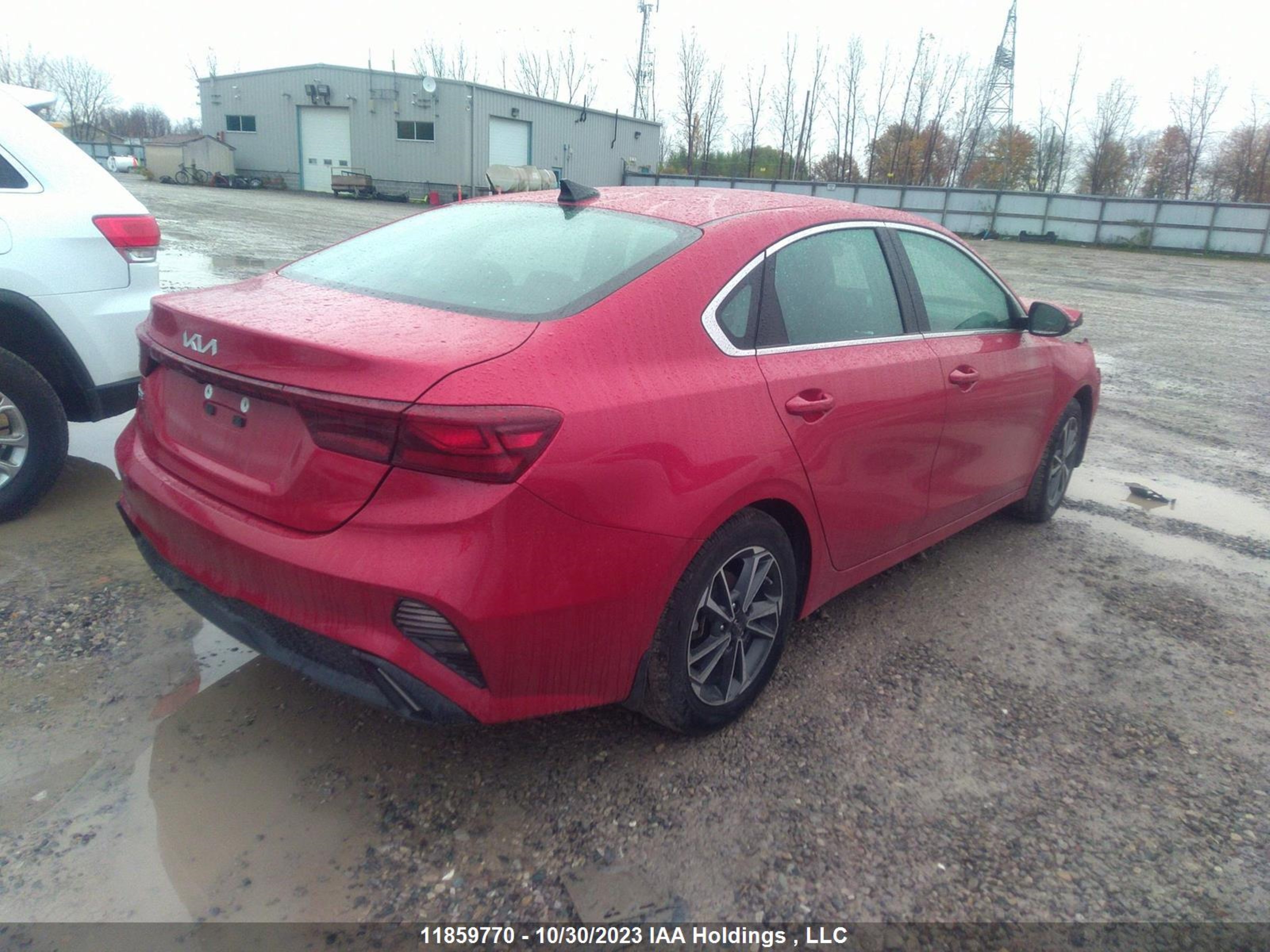 Photo 3 VIN: 3KPF34AD7NE521175 - KIA FORTE 