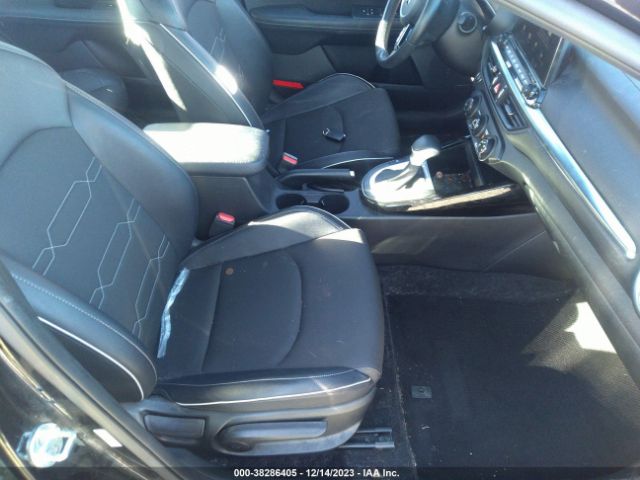 Photo 4 VIN: 3KPF34AD8ME283044 - KIA FORTE 