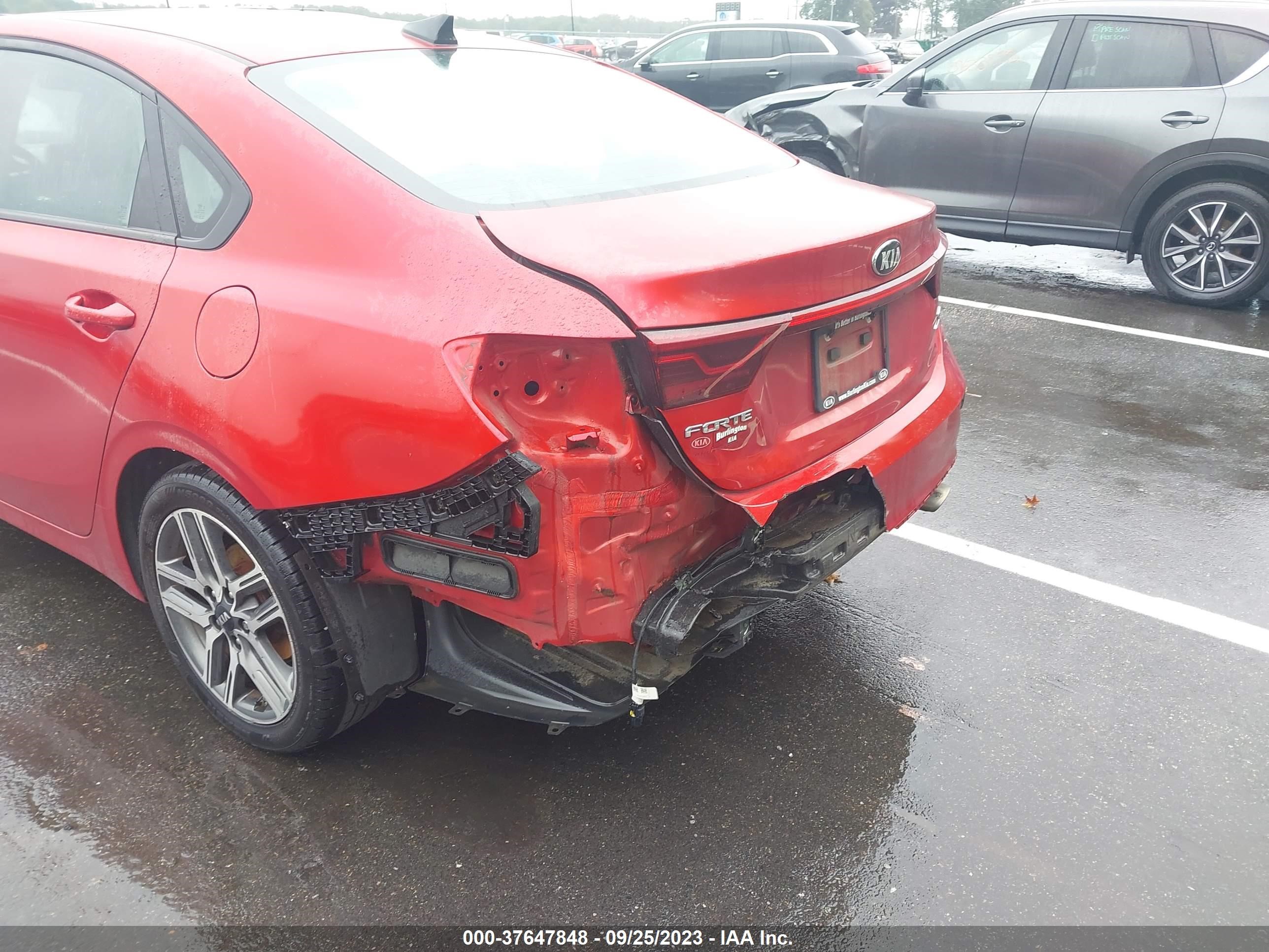 Photo 5 VIN: 3KPF34ADXKE015545 - KIA FORTE 