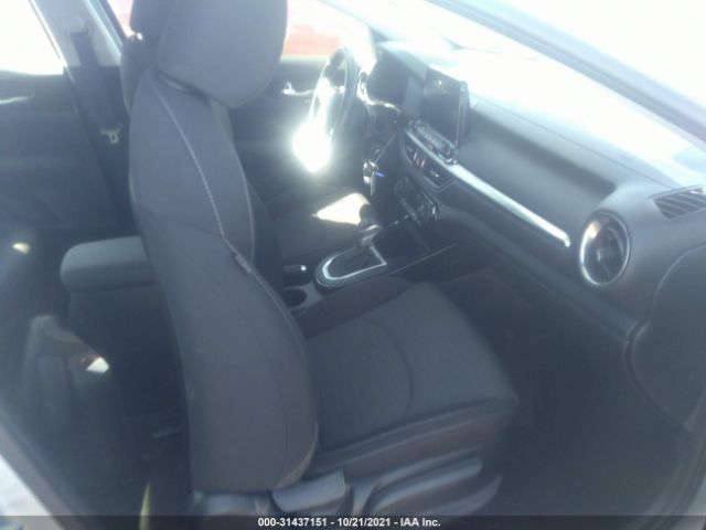 Photo 4 VIN: 3KPF34ADXKE050733 - KIA FORTE 