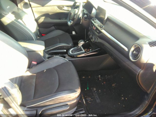 Photo 4 VIN: 3KPF34ADXME403135 - KIA FORTE 