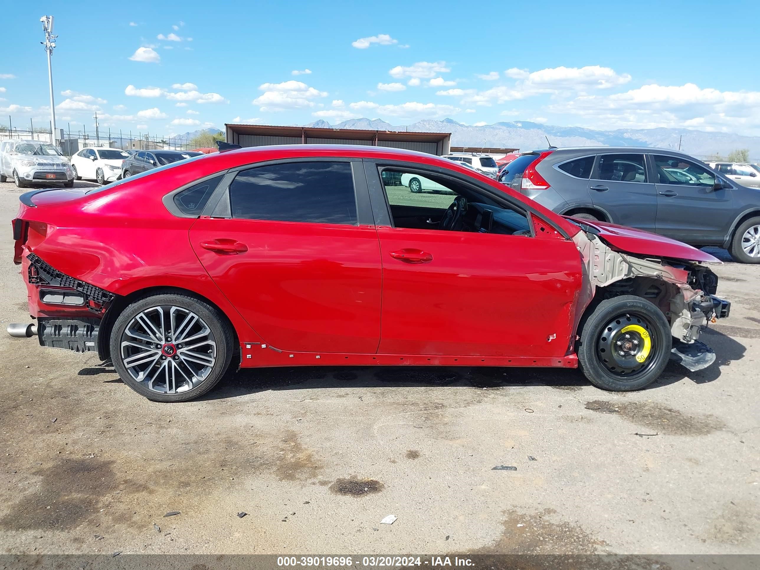 Photo 13 VIN: 3KPF44AC3LE217648 - KIA FORTE 