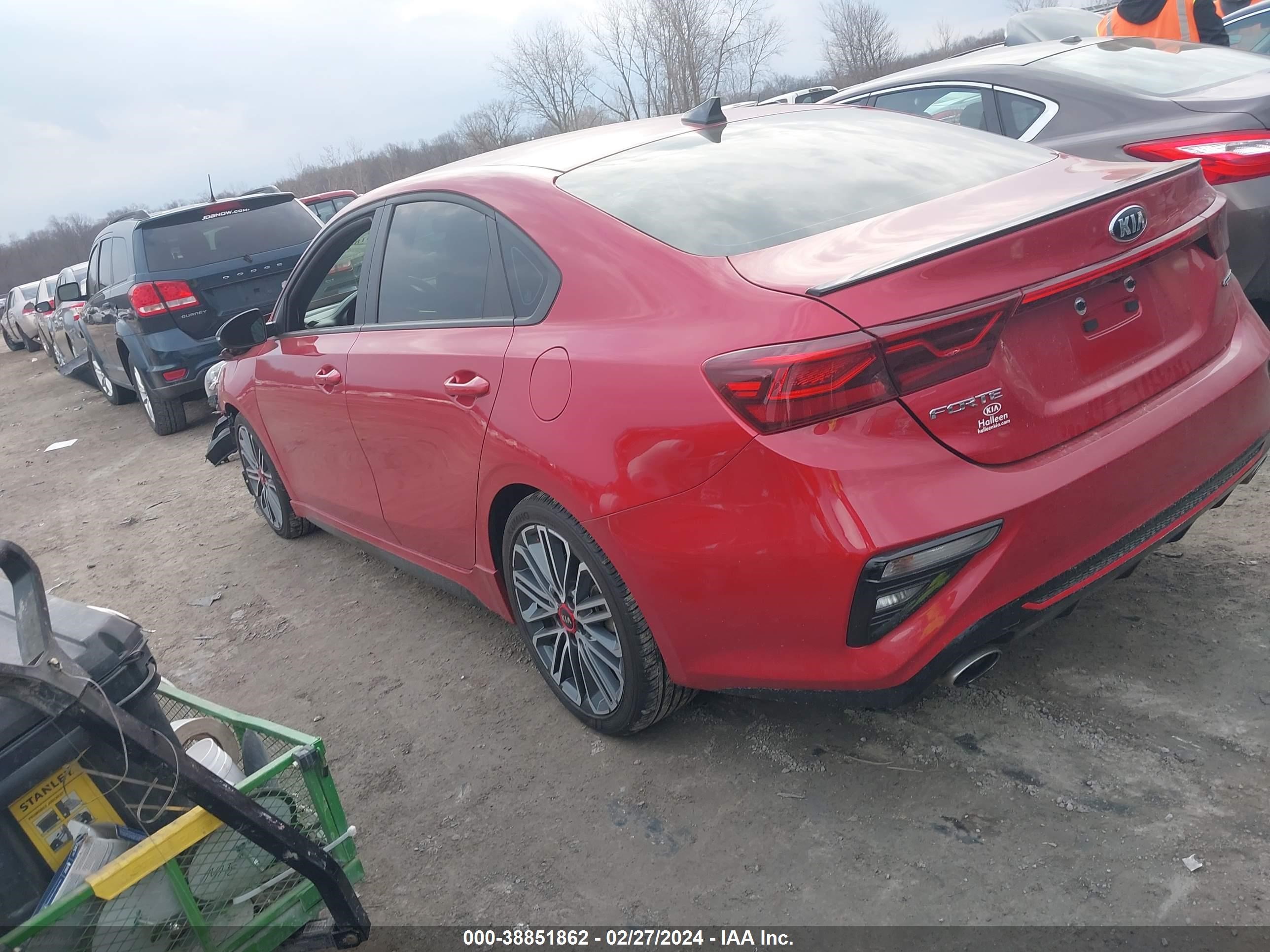 Photo 2 VIN: 3KPF44AC4LE256670 - KIA FORTE 