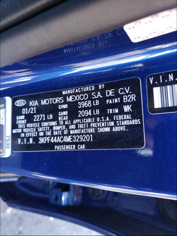 Photo 9 VIN: 3KPF44AC4ME329201 - KIA FORTE GT 