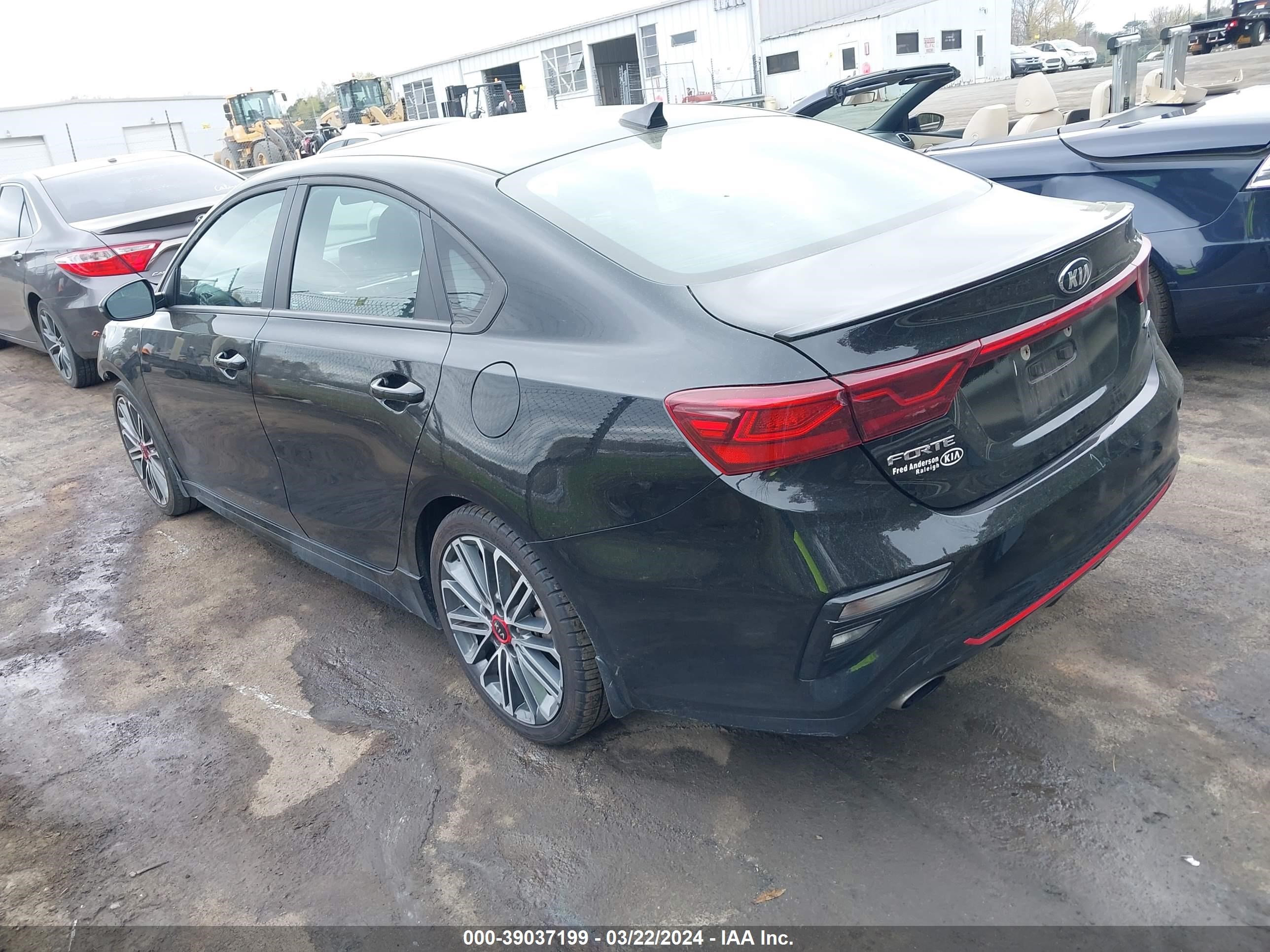 Photo 2 VIN: 3KPF44AC4ME344961 - KIA FORTE 