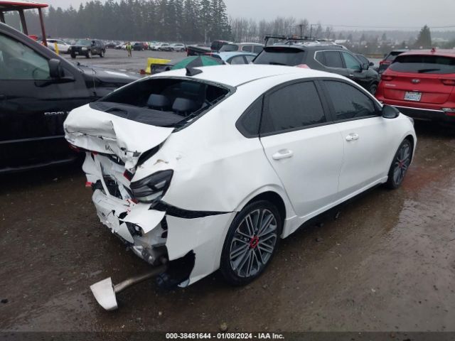 Photo 3 VIN: 3KPF44AC4PE596939 - KIA FORTE 