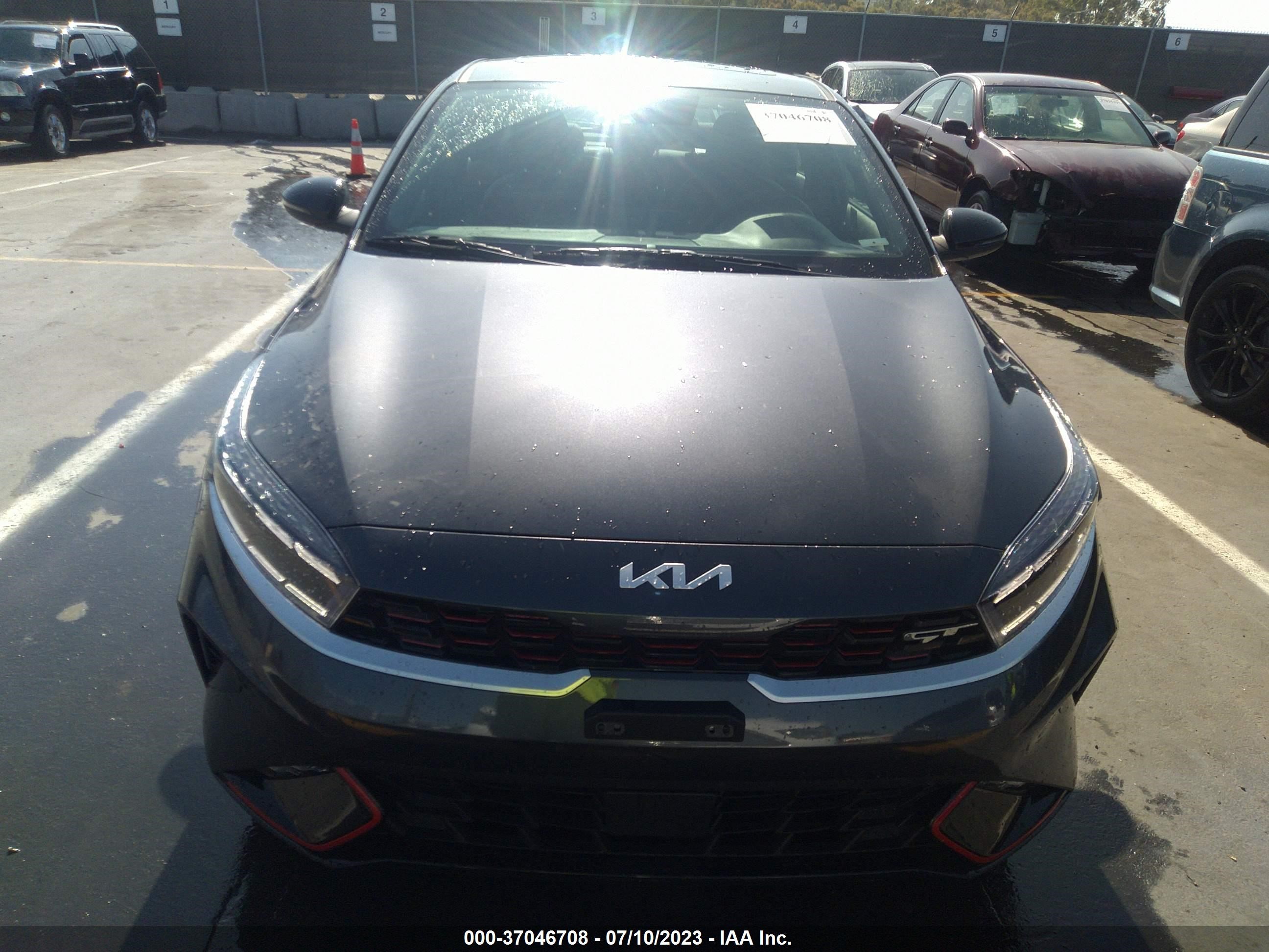 Photo 11 VIN: 3KPF44AC4PE619796 - KIA FORTE 