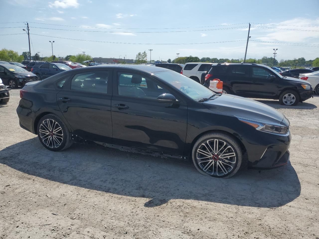 Photo 3 VIN: 3KPF44AC4PE683921 - KIA FORTE 