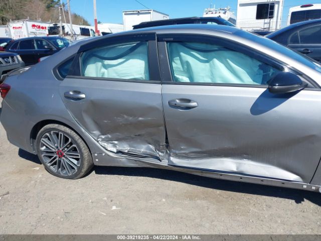 Photo 5 VIN: 3KPF44AC5NE477018 - KIA FORTE 