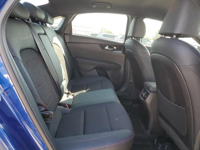 Photo 9 VIN: 3KPF44AC7ME416249 - KIA FORTE GT 