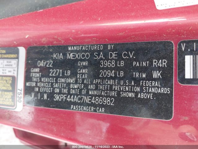 Photo 8 VIN: 3KPF44AC7NE486982 - KIA FORTE 