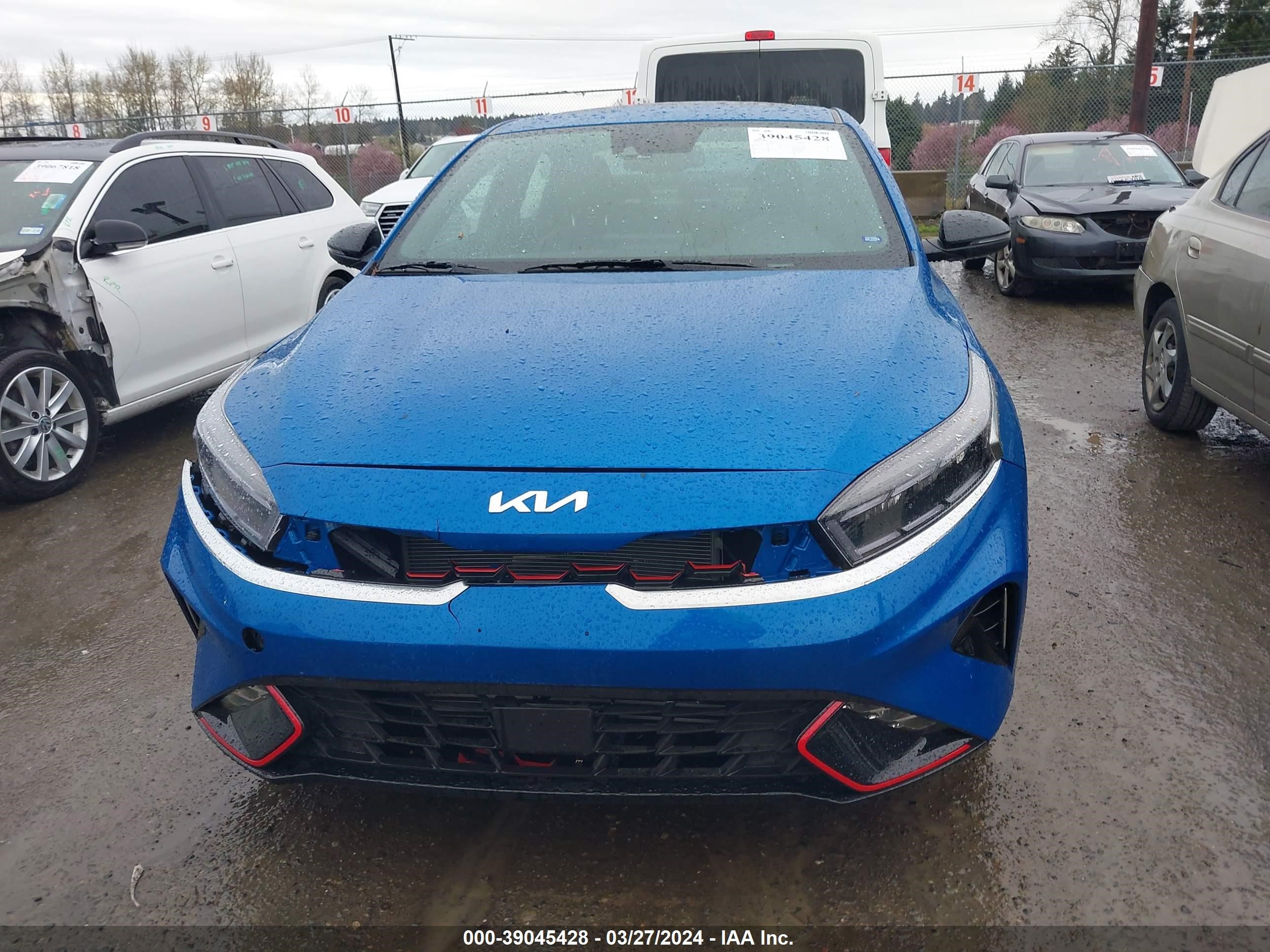 Photo 11 VIN: 3KPF44AC7PE645731 - KIA FORTE 