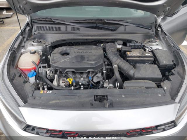 Photo 9 VIN: 3KPF44ACXNE476706 - KIA FORTE 