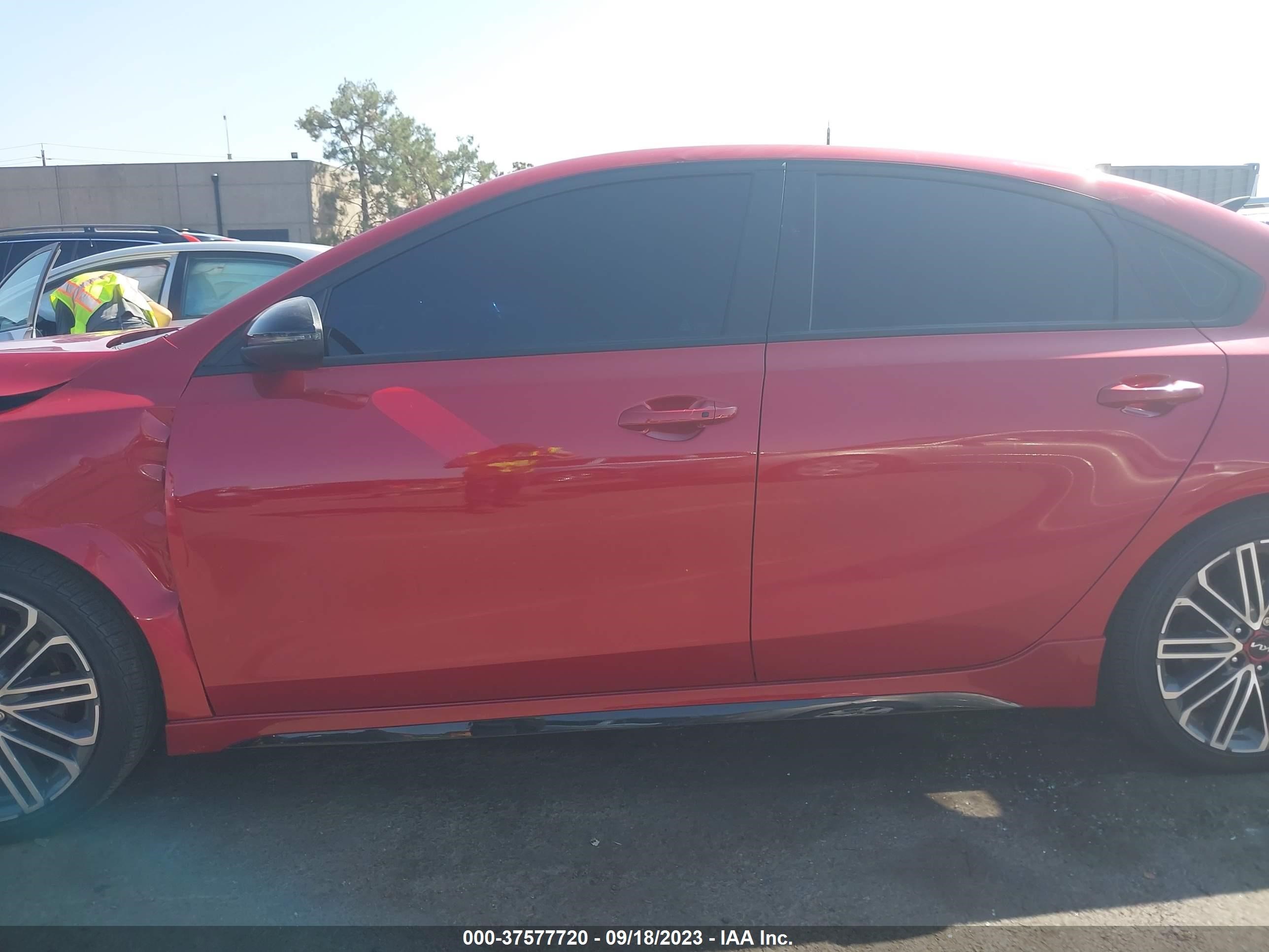 Photo 13 VIN: 3KPF44ACXPE579322 - KIA FORTE 