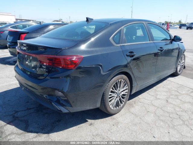 Photo 3 VIN: 3KPF54AD0PE585281 - KIA FORTE 