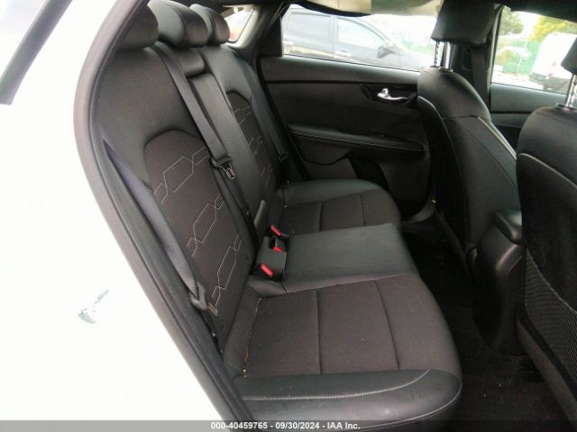 Photo 7 VIN: 3KPF54AD0PE668807 - KIA FORTE 