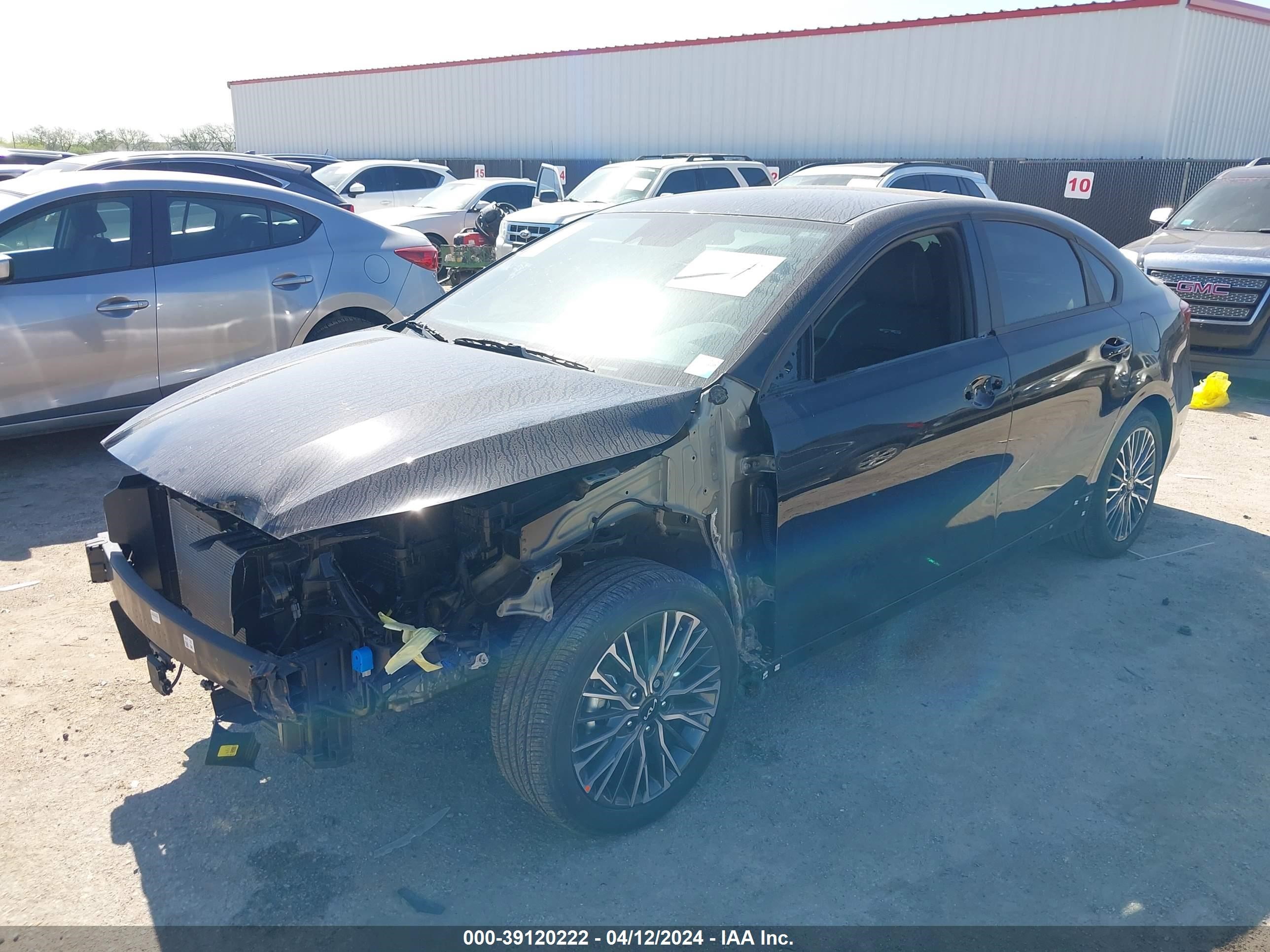 Photo 5 VIN: 3KPF54AD0RE707057 - KIA FORTE 