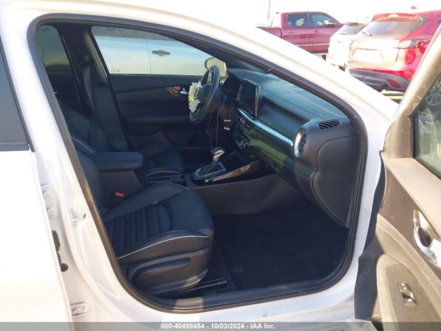 Photo 4 VIN: 3KPF54AD0RE762897 - KIA FORTE 