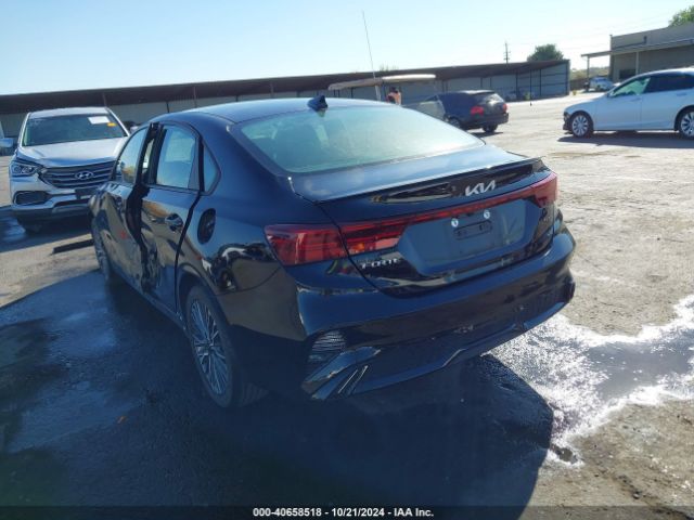 Photo 2 VIN: 3KPF54AD1NE442157 - KIA FORTE 