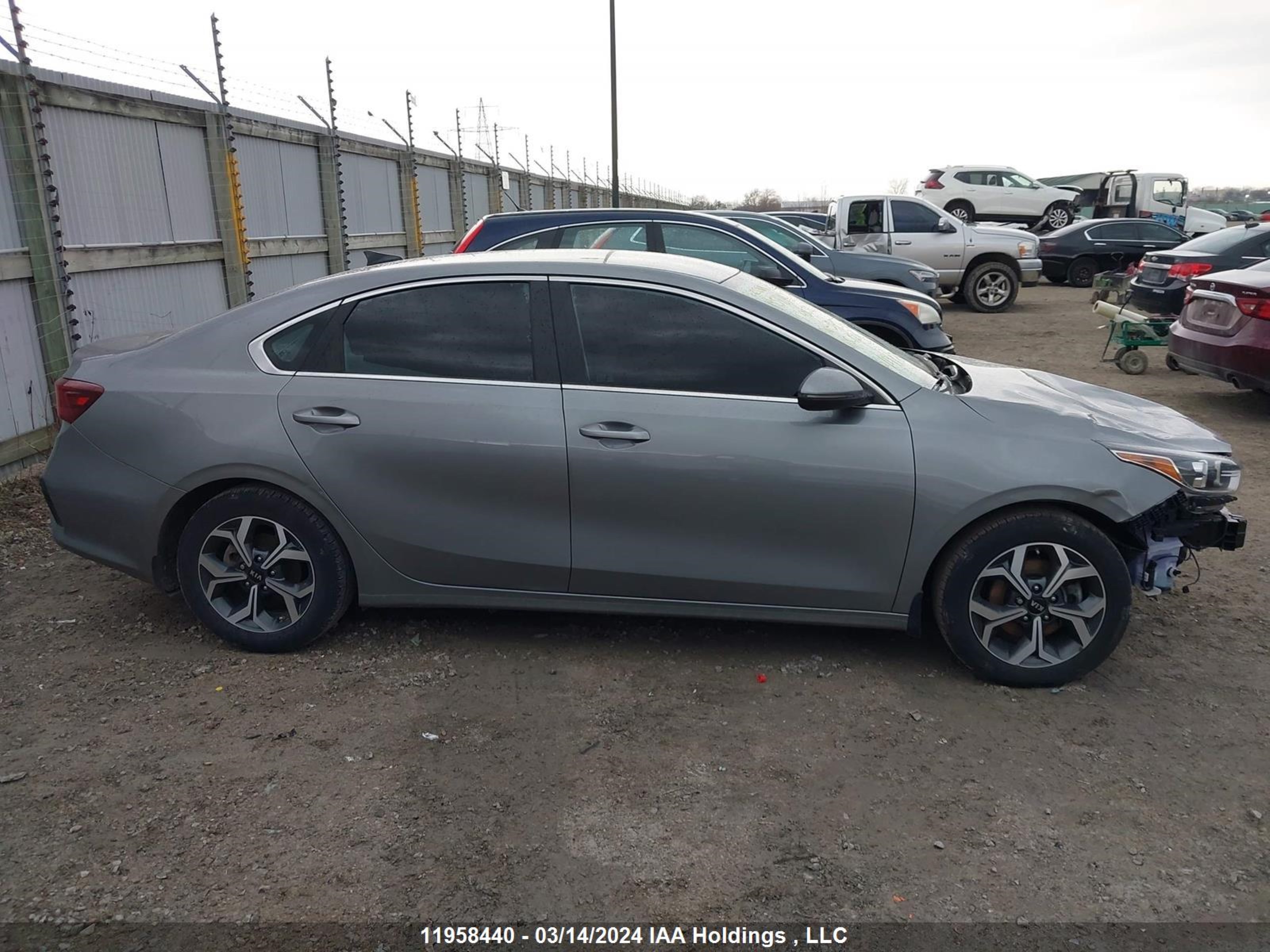 Photo 13 VIN: 3KPF54AD2ME345631 - KIA FORTE 