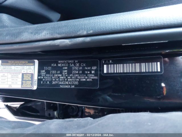 Photo 8 VIN: 3KPF54AD2NE437095 - KIA FORTE 