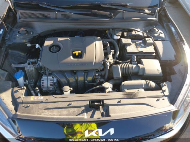 Photo 9 VIN: 3KPF54AD2NE437095 - KIA FORTE 