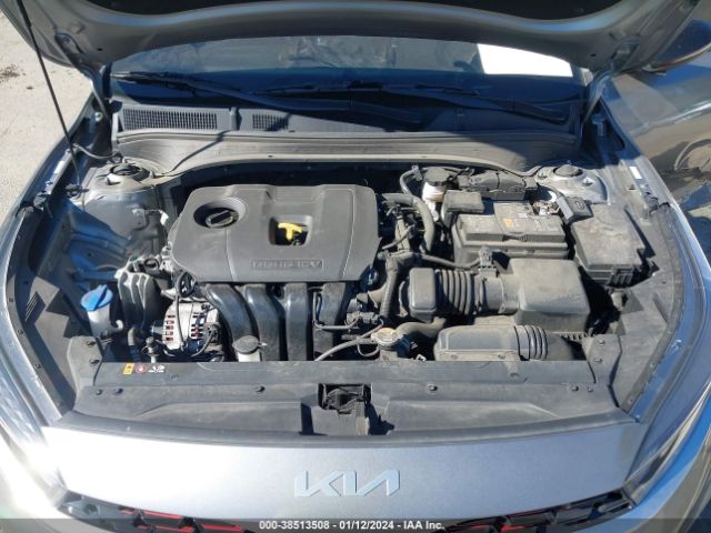 Photo 9 VIN: 3KPF54AD2NE456505 - KIA FORTE 