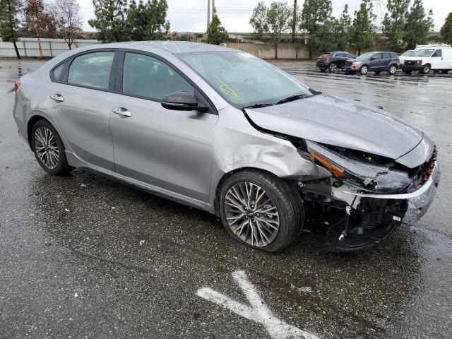 Photo 3 VIN: 3KPF54AD2PE547793 - KIA FORTE GT L 