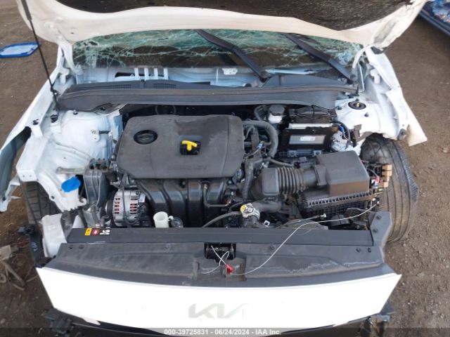 Photo 9 VIN: 3KPF54AD2PE561208 - KIA FORTE 