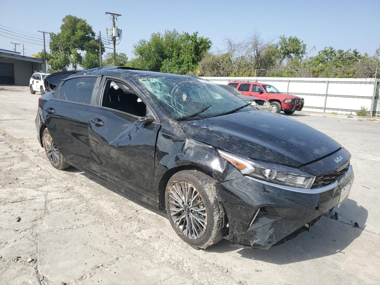 Photo 3 VIN: 3KPF54AD2PE662720 - KIA FORTE 